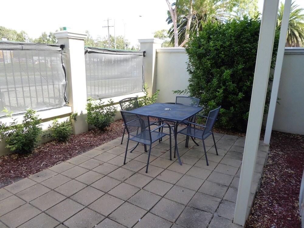 ไลฟ์สไตล์อพาร์ตเมนท์ แอท เฟิร์นทรี Aparthotel Ferntree Gully ภายนอก รูปภาพ