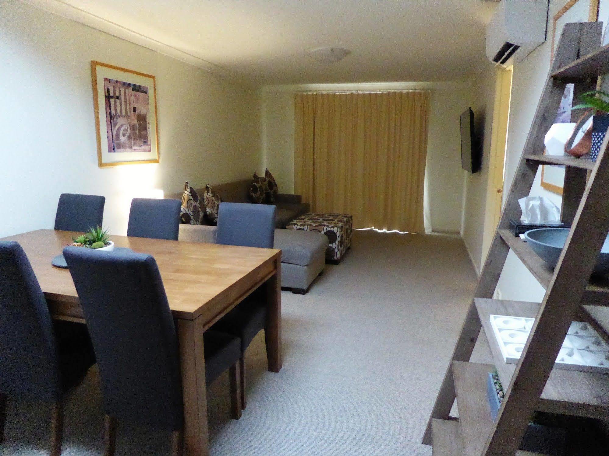 ไลฟ์สไตล์อพาร์ตเมนท์ แอท เฟิร์นทรี Aparthotel Ferntree Gully ภายนอก รูปภาพ